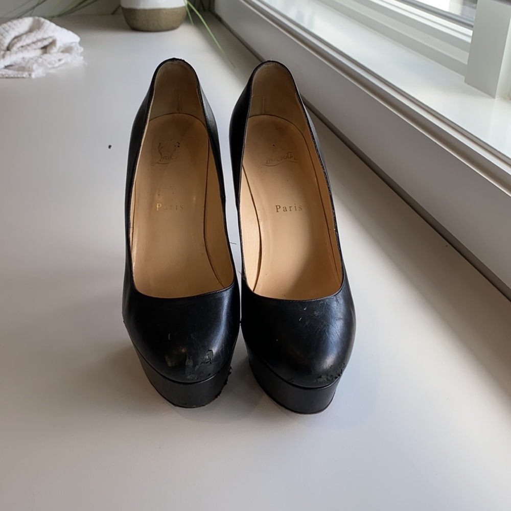 Christian louboutin black heels with platform. - Picture 3 of 3